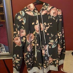 Floral sweatshirt very soft